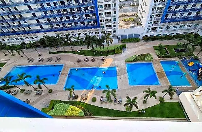 Sea Residences - R Us Hotel